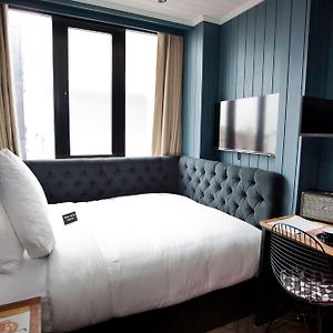 Kamer met een King Size Bed